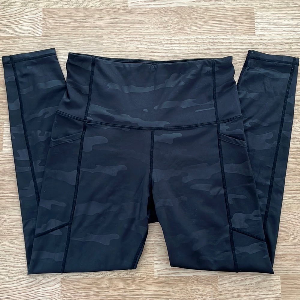 Kiava black camo 26” pocket legging